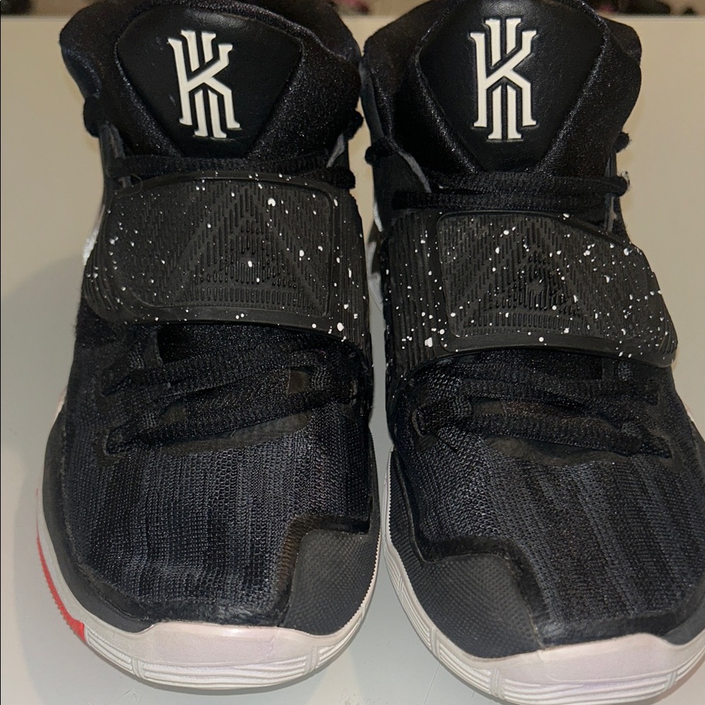 Nike Kids Black and White Sneakers